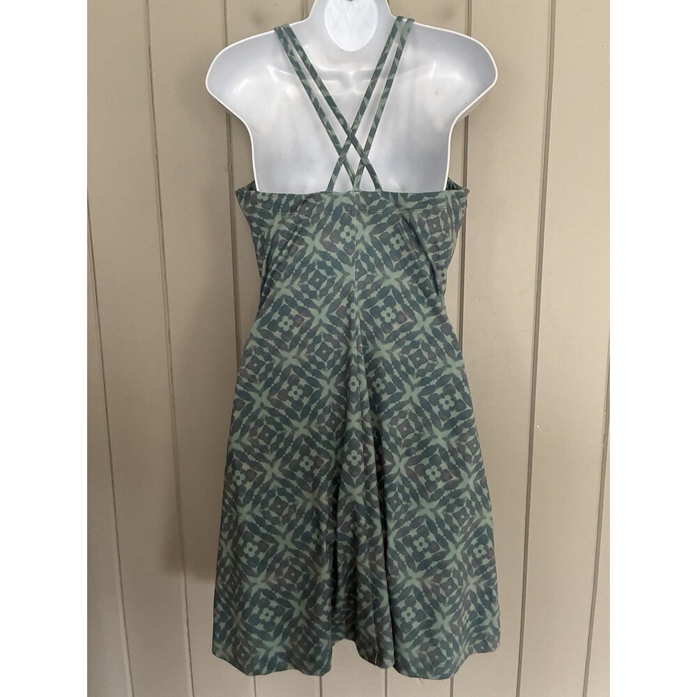 Title Nine Yes Dress M Medium Cross Back Active Built-In Bra Laguna Green - Picture 5 of 6